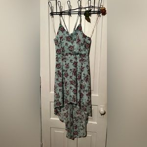 No Boundaries blue flower dress.